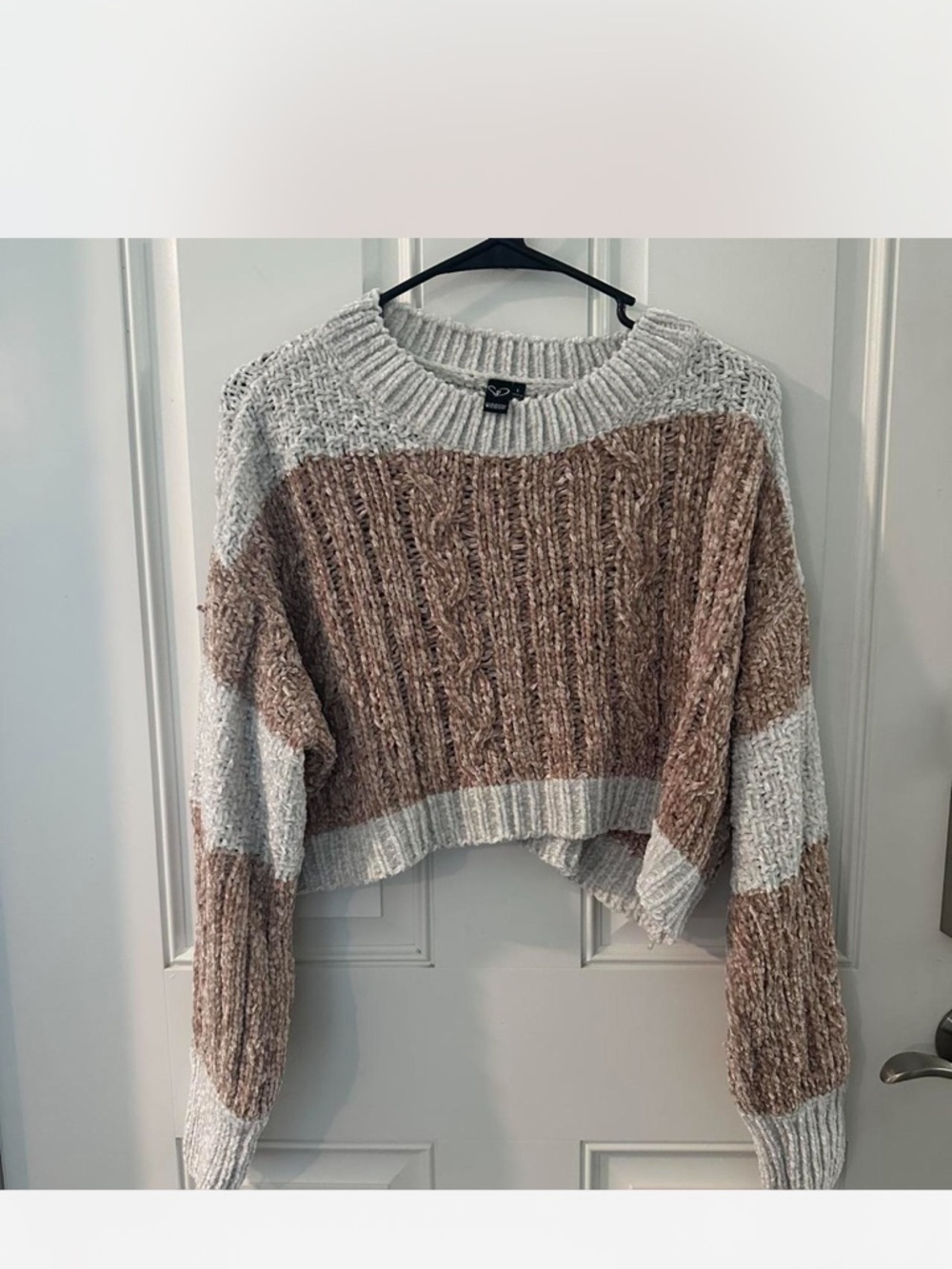Windsor Two-Tone Cable Knit Cropped Sweater - Gray & Brown